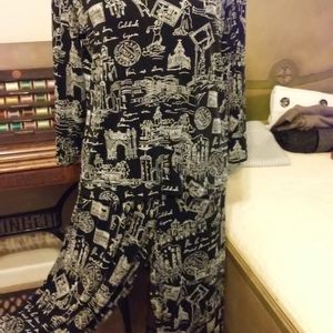 Top and matching caprice, Travelers, matching set,